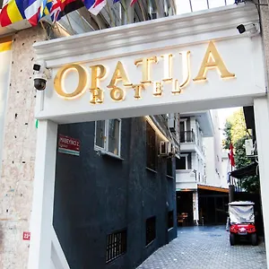 Hotel Opatija, Estambul
